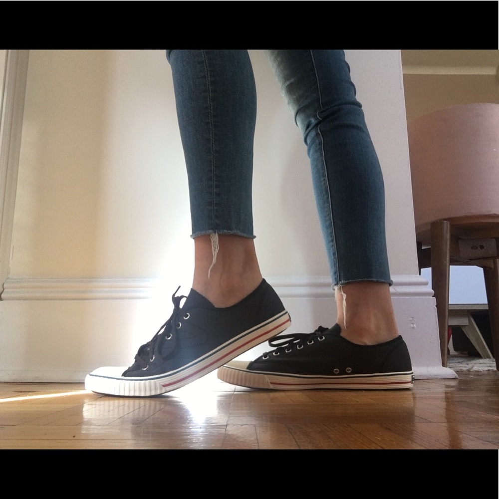 Tretorn Women's Tournament Canvas Sneaker 9.5 - Picture 2 of 7